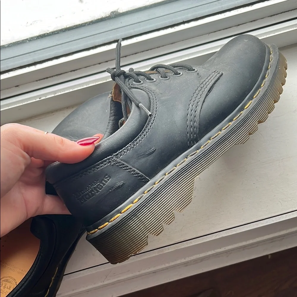 Dr. Martens Black Leather Women Shoes - Picture 4 of 5